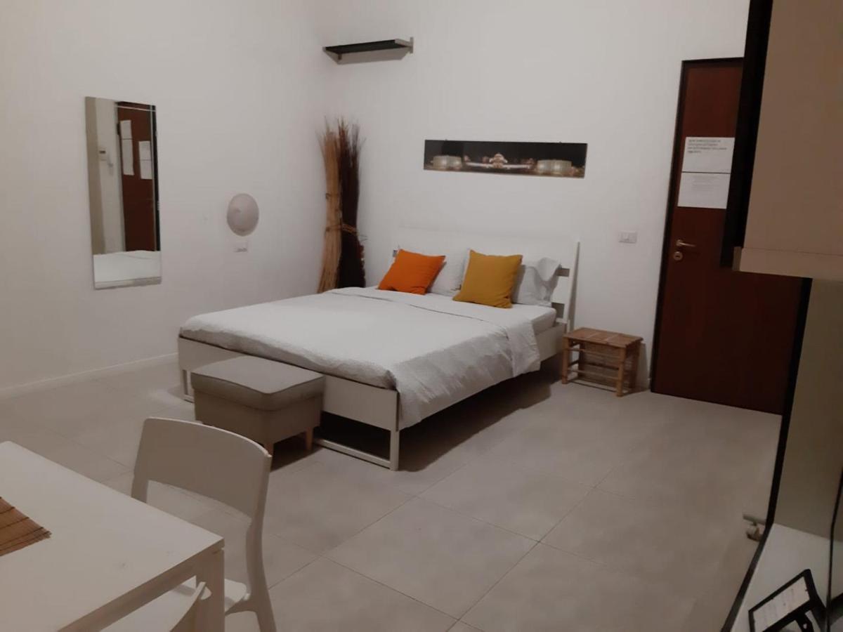 Casablanca Apartment Милано Екстериор снимка